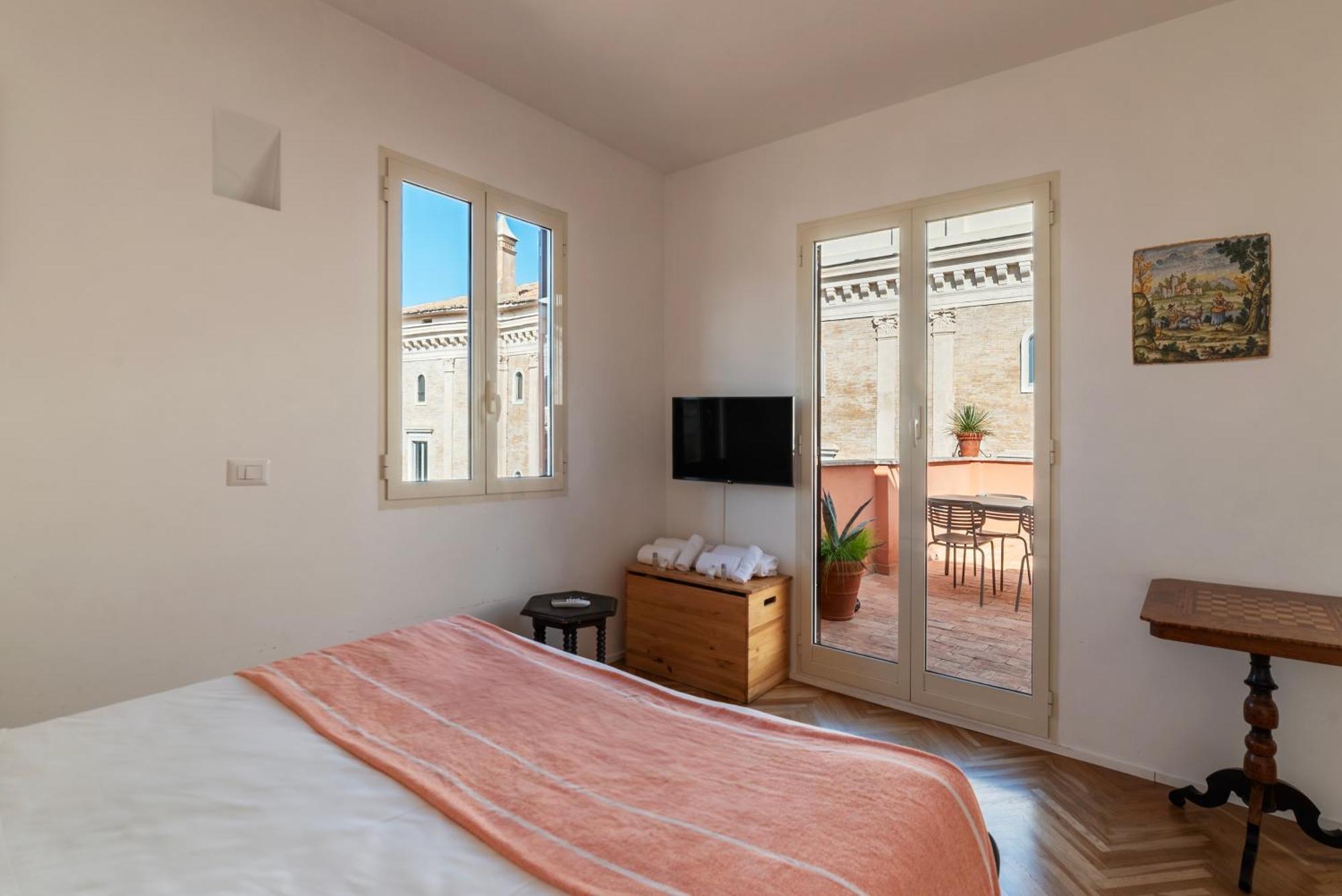 Apartment with Terrace in via del Pellegrino - FromHometoRome Buitenkant foto